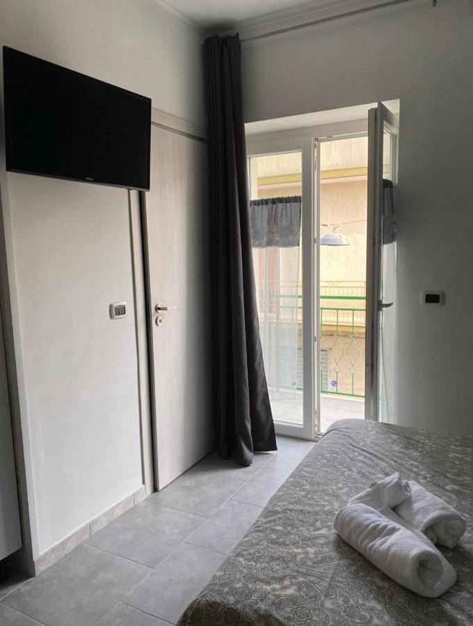 Holiday Patrizia'S Home San Giorgio Ionico Exterior photo