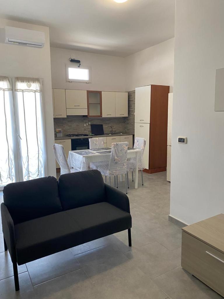 Holiday Patrizia'S Home San Giorgio Ionico Exterior photo
